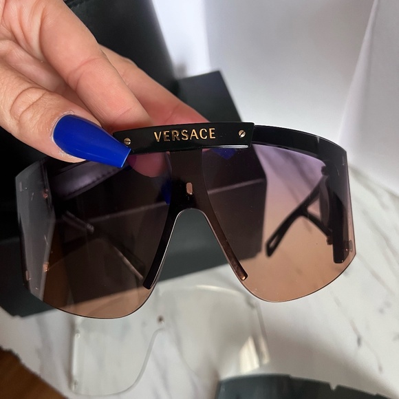 Versace Oversized Sunglasses with Interchangeable Lenses + Original Packaging - Picture 1 of 10